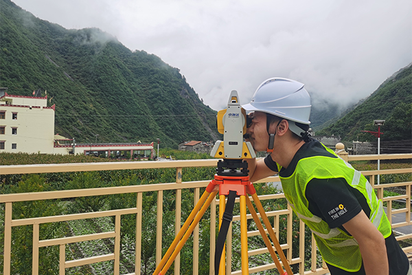 RTK、全站儀在電力作業流程中的應用，主要涉及這些方面